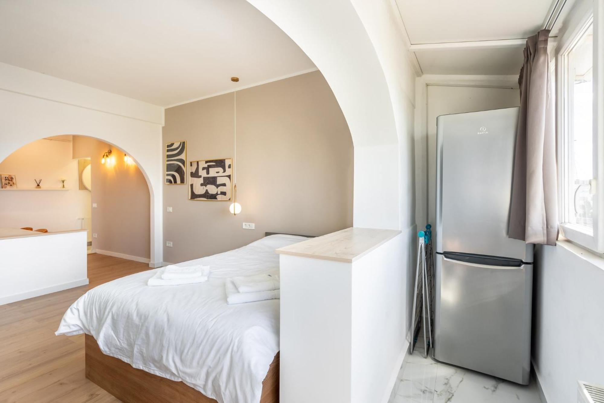 Sunset - Luxury Studio On Calea Victoriei بوخارست المظهر الخارجي الصورة